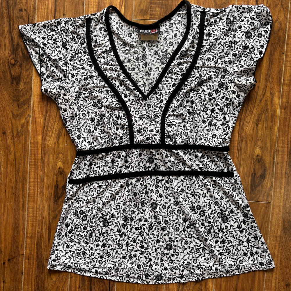 Vintage Digital Botanical Print V-Neck Tie Top